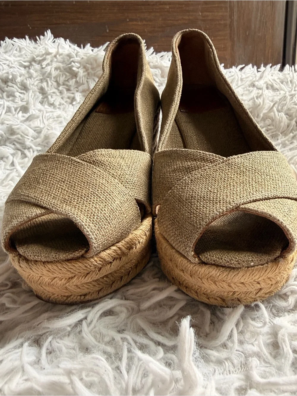 Tory Burch tan gold